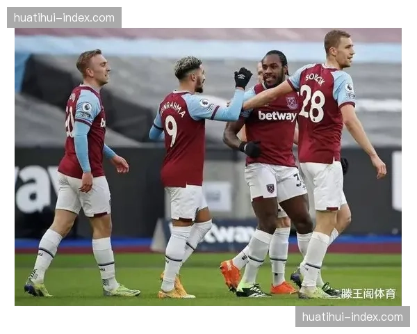 西汉姆联逆转埃弗顿取关键三分 鲍文传射建功助铁锤帮逃离降级区